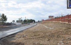 President Ilham Aliyev examines construction progress in 2-4 km section of Baku-Alat highway (PHOTO)